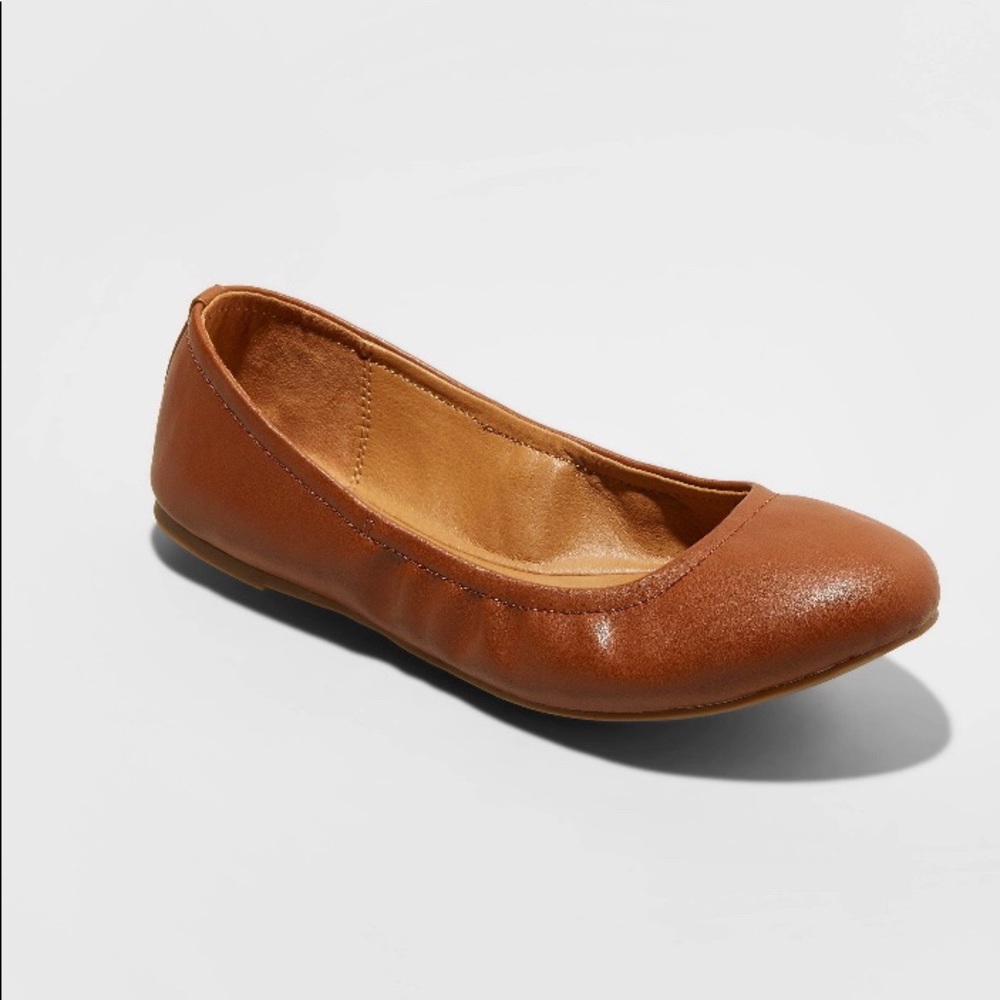Universal Thread faux leather ballet flats